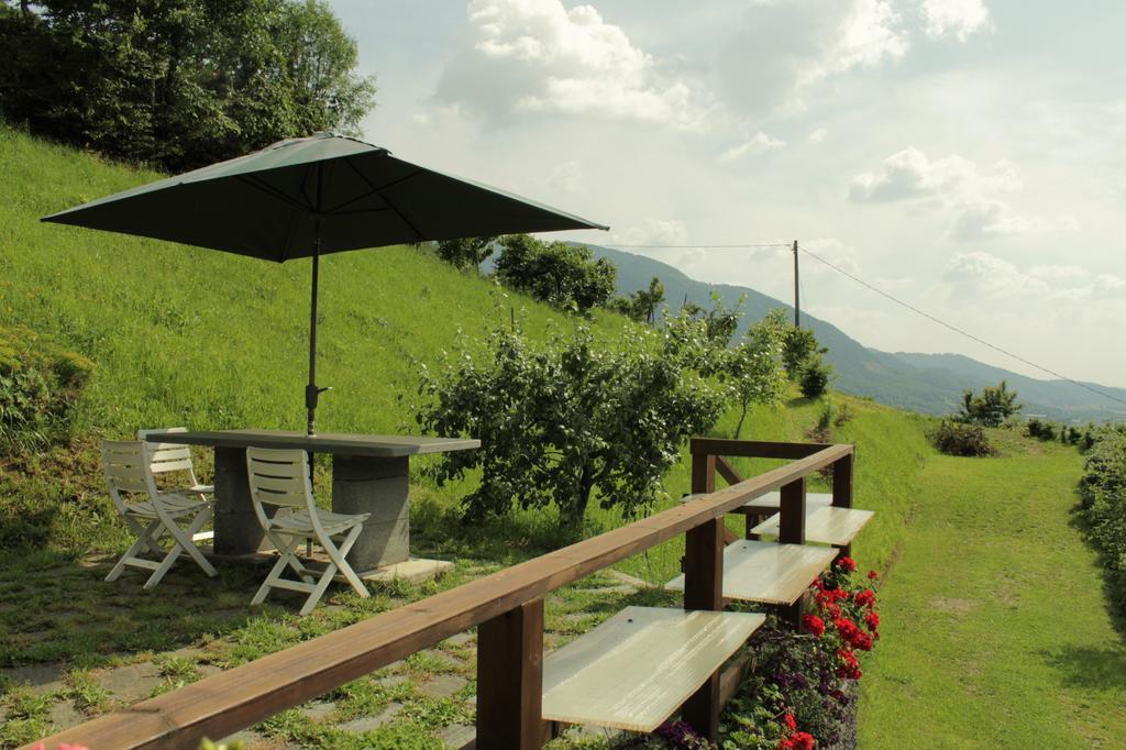 Cene Bed And Breakfast Montino المظهر الخارجي الصورة